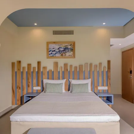 Hotel Elia Boutique 3*